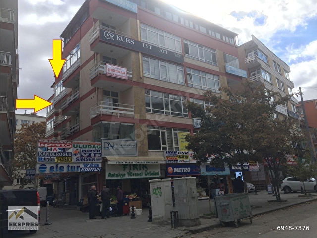KIZILAY İZMİR CADDESİNDE BAKIMLI MASRAFSIZ SATILIK 3+1 OFİS