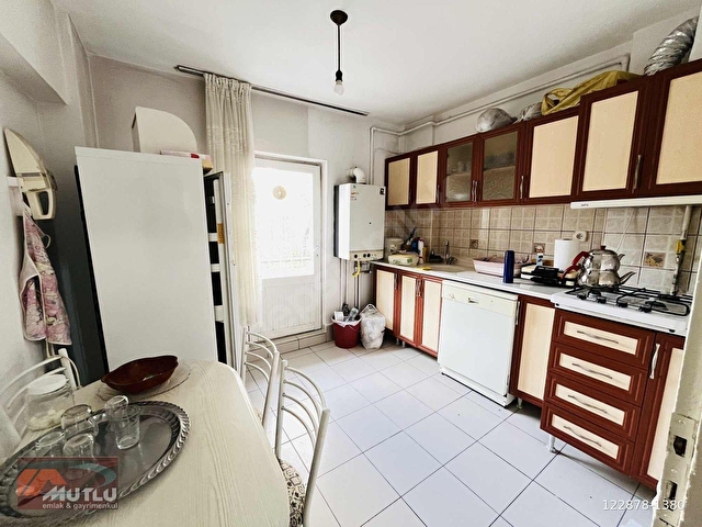 *ACİL FIRSAT* 3+1,KOMBİLİ SOKULLU CADDEYE 2 BİNA BAHÇE ÇIKIŞLI - Görsel 16