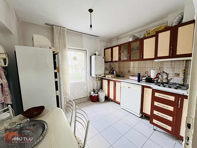 *ACİL FIRSAT* 3+1,KOMBİLİ SOKULLU CADDEYE 2 BİNA BAHÇE ÇIKIŞLI - Görsel 14