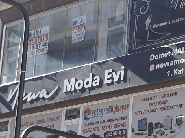 İzmir Caddesi Sümer Sokağı Köşesinde Ön Cephe 1+1 Ofis