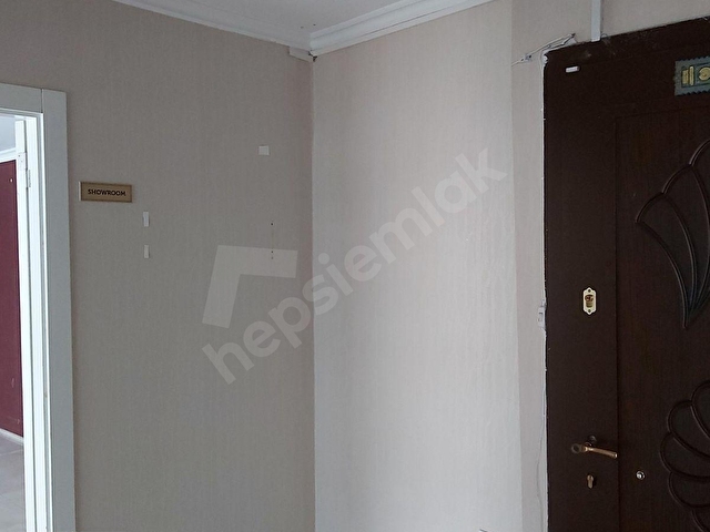 İzmir Caddesi Sümer Sokağı Köşesinde Ön Cephe 1+1 Ofis - Görsel 7