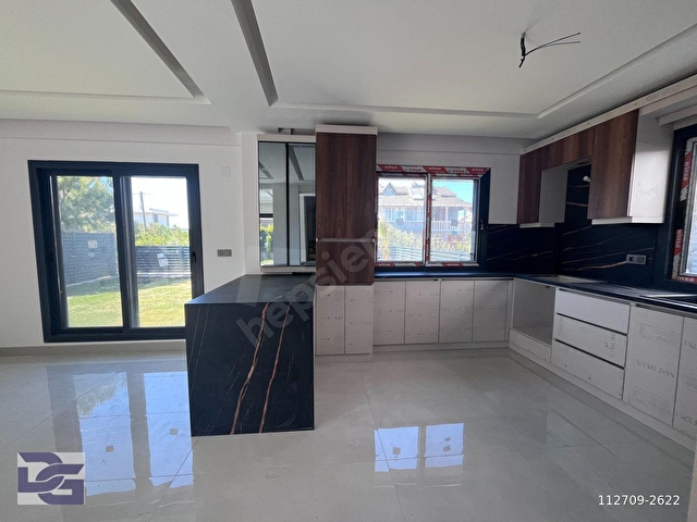 URLA İÇMELERDE TAM MÜSTAKİL SATILIK VİLLA - Görsel 15