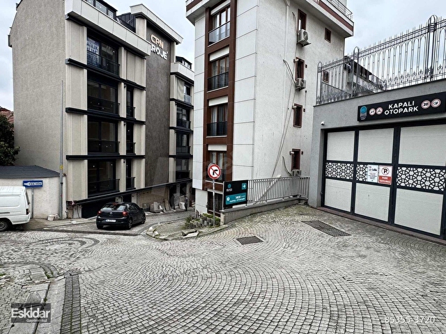 Üsküdar Sahile Yürüme Mesafesinde Boğaz Manzaralı Teraslı 3+1 - Görsel 26
