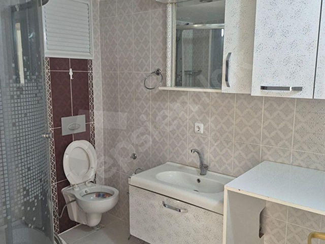 KARAR EMLAKTAN KİREMİTÇİDE 3+1 135M2 KOMBİLİ BAKIMLI ARAKAT DAİR - Görsel 30