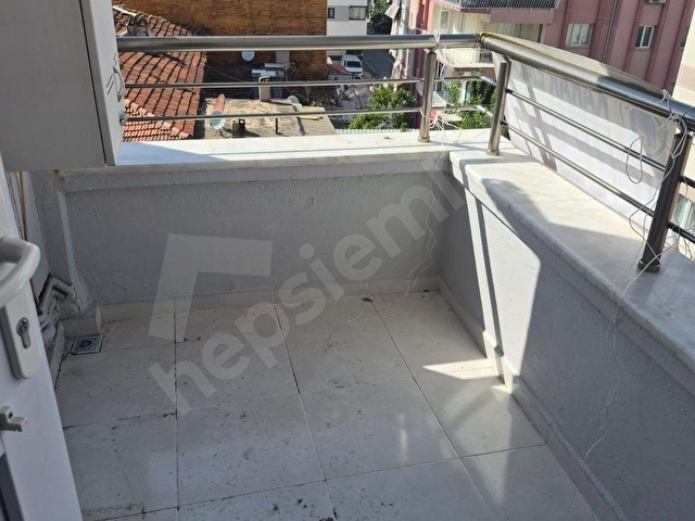 KARAR EMLAKTAN KİREMİTÇİDE 3+1 135M2 KOMBİLİ BAKIMLI ARAKAT DAİR - Görsel 12