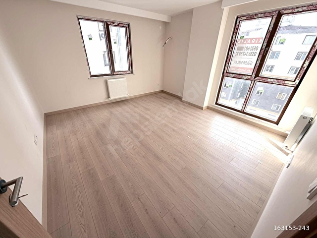 ESENEVLER Y.EMRE CADDESİ ÜSTÜ SIFIR BİNADA K.OTOPARKLI 2+1 65m² - Görsel 9