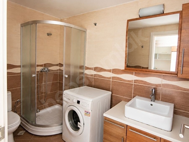 DUMANKAYA TRENDDE HAVUZ MANZARALI EŞYALI KİRALIK 1+1 DAİRE - Görsel 11