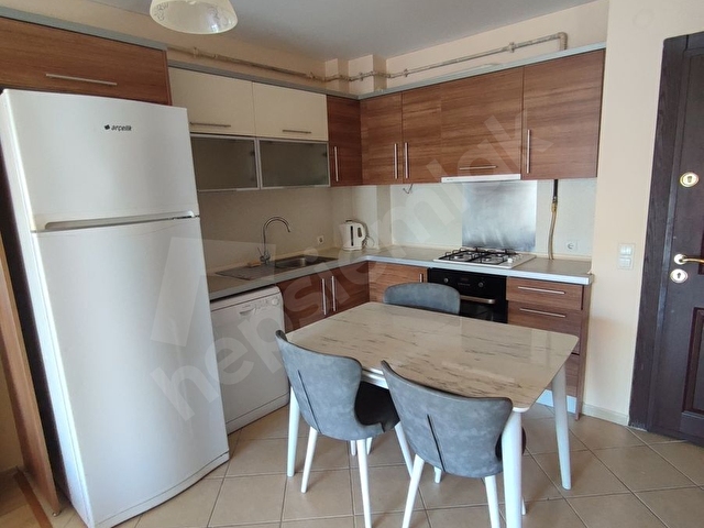 DUMANKAYA TRENDDE HAVUZ MANZARALI EŞYALI KİRALIK 1+1 DAİRE - Görsel 4