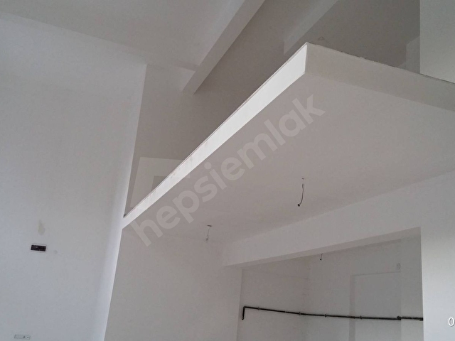 SAHİBİNDEN CADDEDE GENİŞ CEPHELİ (270m2 ye ÇIKARILABİLİR) DÜKKAN - Görsel 4