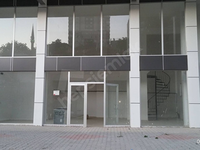 SAHİBİNDEN CADDEDE GENİŞ CEPHELİ (270m2 ye ÇIKARILABİLİR) DÜKKAN