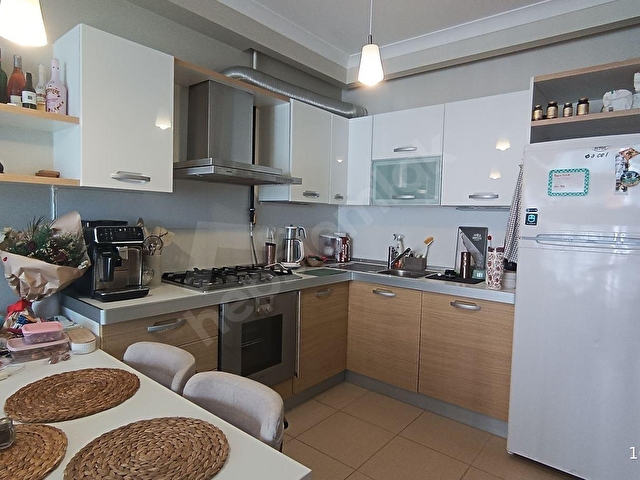 UPHİLL COURT YENİ EŞYALI TEMİZ FERAH 1+1 KİRALIK DAİRE - Görsel 12