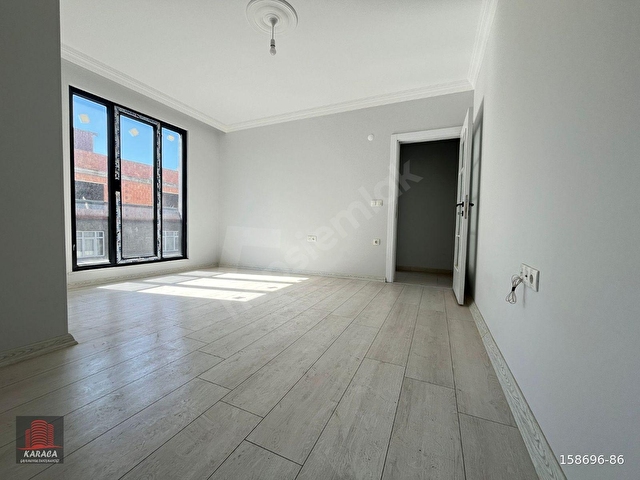 KARACADAN ÖN CEPHE EBEVEYN BANYOLU 2+1 ARA KAT DAİRE - Görsel 3