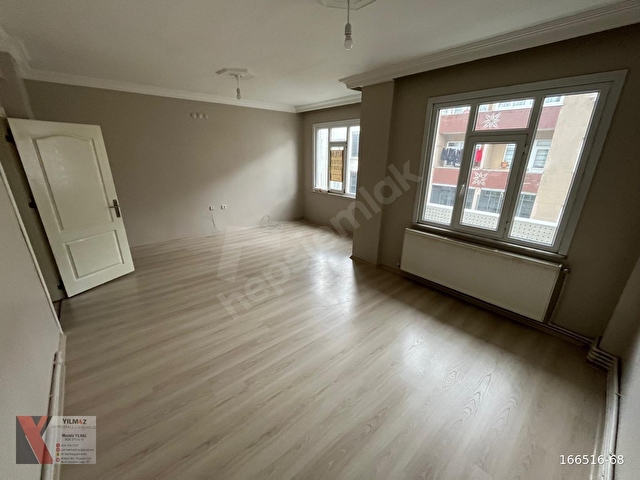 YILMAZDAN ESKİ SALI PAZARININ ALT SOKAĞINDA 100 M2 2+1 DAİRE - Görsel 3