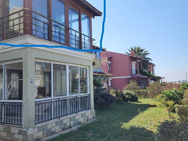 MARMARA HAVUZLU TATİL KÖYÜNDE DENİZE SIFIR SİTEDE 2+1 DAİRE