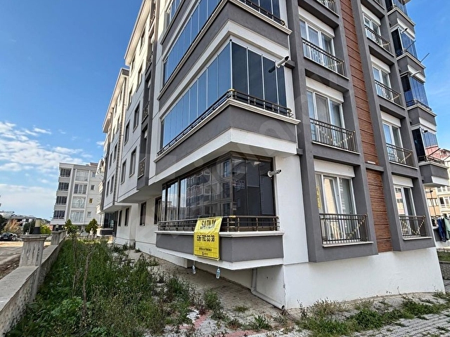 SALON MUTFAK AYRI GENİŞ 2+1 GÜZEL KONUMDA FIRSAT DAİRE - Görsel 18