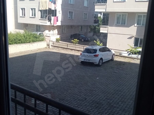 SALON MUTFAK AYRI GENİŞ 2+1 GÜZEL KONUMDA FIRSAT DAİRE - Görsel 13