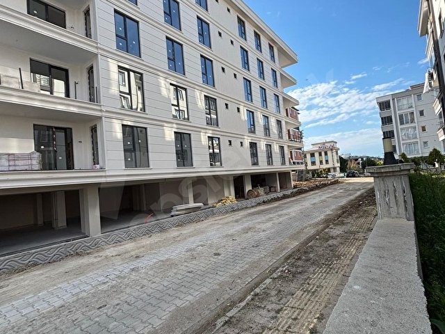 SALON MUTFAK AYRI GENİŞ 2+1 GÜZEL KONUMDA FIRSAT DAİRE - Görsel 20