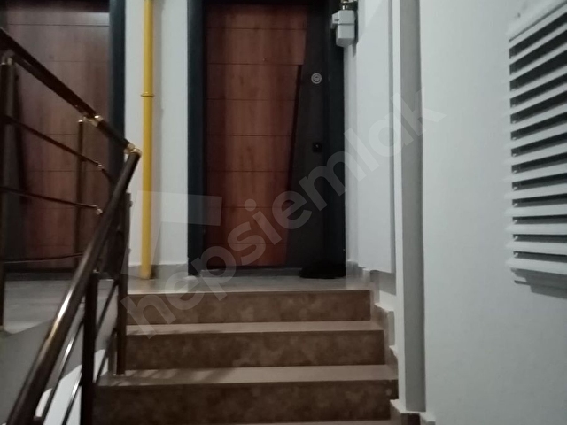 SALON MUTFAK AYRI GENİŞ 2+1 GÜZEL KONUMDA FIRSAT DAİRE - Görsel 23