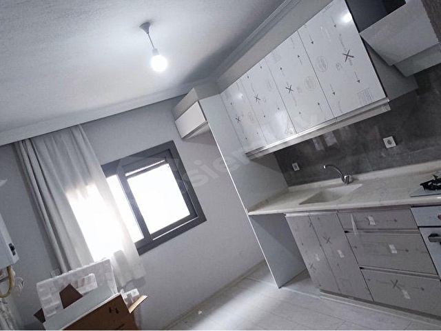 ÇİĞLİDE KİRALIK 2+1 DOĞALGAZLI MERKEZİ TEMİZ DAİRE - Görsel 4