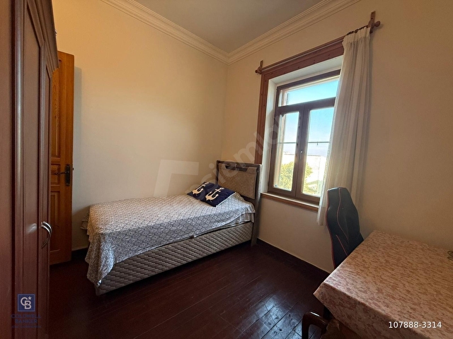 Urla İskelede Eşsiz Konumda Eşyalı Kiralık 2+1 - Görsel 22