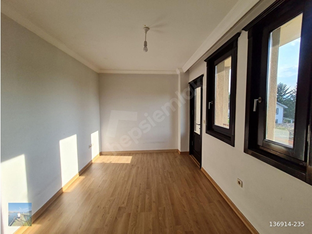 AKÇAKOCA ELİTDEN DÜZCE MERKEZDE SİTE İÇERİSİNDE KİRALIK TRIBLEKS VİLLA - Görsel 23