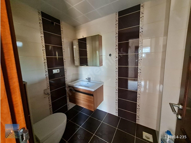 AKÇAKOCA ELİTDEN DÜZCE MERKEZDE SİTE İÇERİSİNDE KİRALIK TRIBLEKS VİLLA - Görsel 11