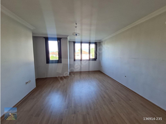 AKÇAKOCA ELİTDEN DÜZCE MERKEZDE SİTE İÇERİSİNDE KİRALIK TRIBLEKS VİLLA - Görsel 26