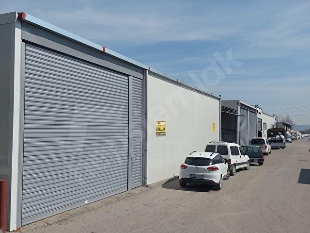 BURSA YILDIRIM OTOSANSİT SANAYİ SİTESİ 9 BLOKTA KİRALIK 3 BİŞİK 522m2 KÖŞE DÜKKAN - Görsel 2