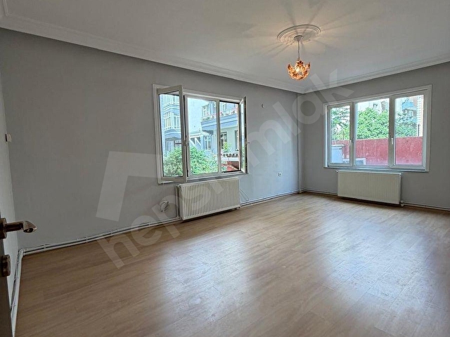 ÇEÇENDEN 2+1 BÜYÜKLÜĞÜNDE SATILIK 1+1 AYRI MUTFAKLI DAİRE FIRSAT