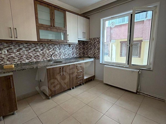 ÇEÇENDEN 2+1 BÜYÜKLÜĞÜNDE SATILIK 1+1 AYRI MUTFAKLI DAİRE FIRSAT - Görsel 18