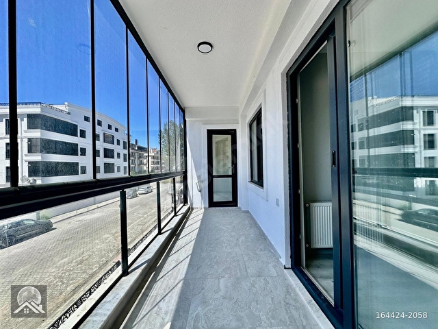 ⭐AKÇAY EMLAKTAN⭐AKÇAYDA EBEVEYN BANYOLU ARAKAT ŞIK TASARIMLI ÖN CEPHE SATILIK 2+1 LÜKS DAİRE - Görsel 10