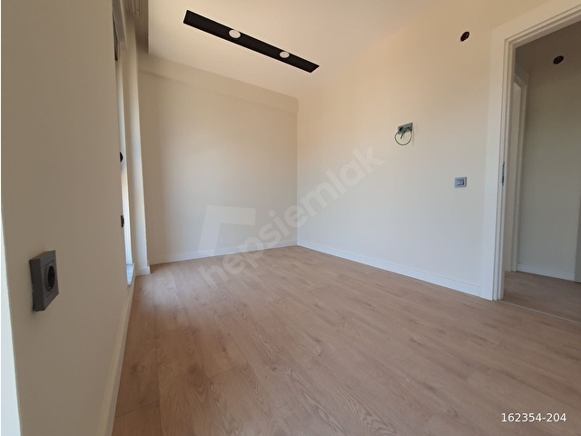 2+1 FERAH LÜKS DAİRE - Görsel 13