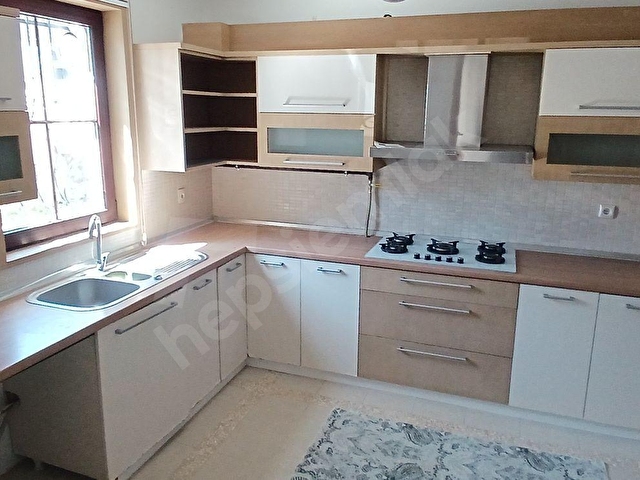 Bahçeşehir Boğazköyde Lüks, Tamamen Yenilenmiş Villa! - Görsel 10