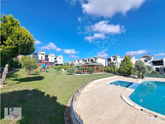 Bahçeşehir Boğazköyde Lüks, Tamamen Yenilenmiş Villa!