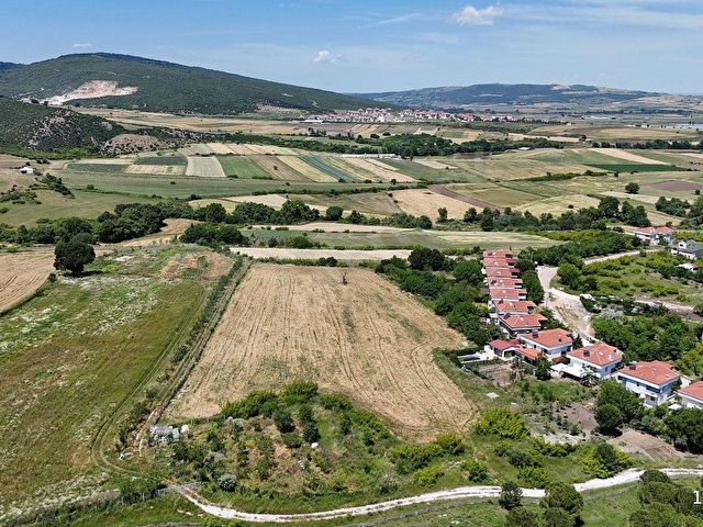 BALIKESİR MANYAS ÇARŞI MAHALLESİNDE SATILIK 10560 M2 TARLA - Görsel 24