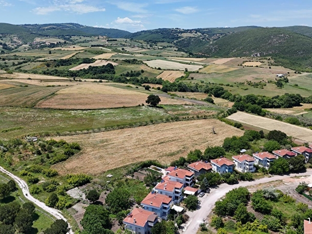 BALIKESİR MANYAS ÇARŞI MAHALLESİNDE SATILIK 10560 M2 TARLA - Görsel 20