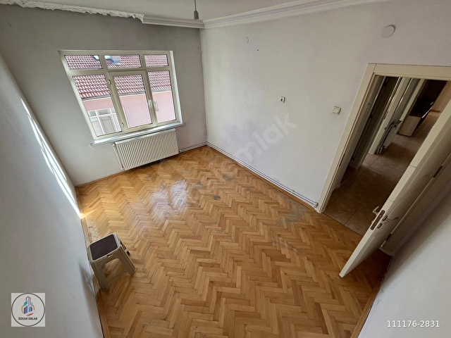 ÖZKANDAN BASINEVLERİ MERKEZDE GATA HAST.YAKINI ÜST KAT 3+1 SALON BAĞIMSIZ ÖN CEPHE,BALKONLU!!! - Görsel 7