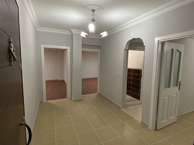 esenyurt ta 2 1 yuksek giris daire 0 38112335 hepsiemlak