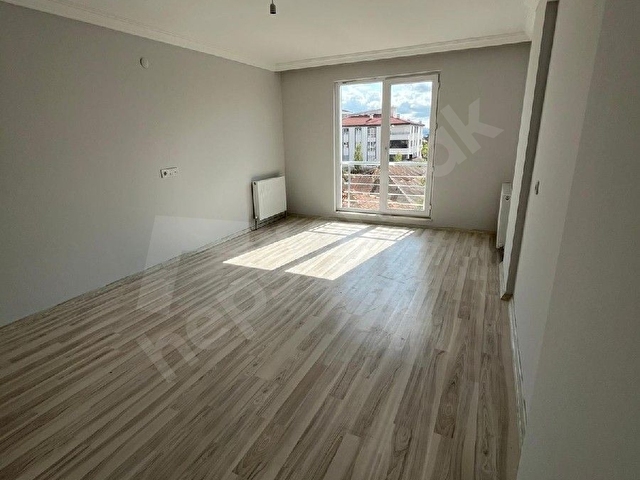SAHİBİNDEN BAHÇELİEVLER MAH.GÜNEY CEPHE 2+1 KİRALIK DAİRE - Görsel 5