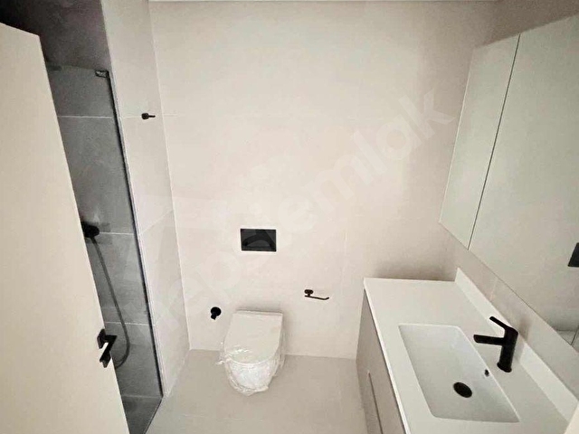 GÖZTEPE METROSUNA 1 DAKİKA MESAFEDE YÜKSEK KAT... KÖŞE 3+1 DAİRE - Görsel 14