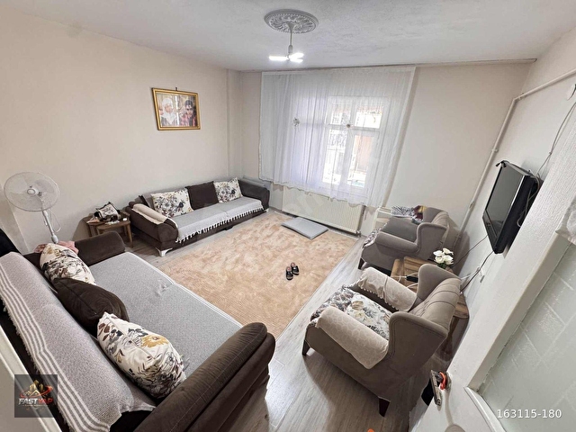 FASTYAP ARNAVUTKÖY ATATÜRK MAH SATLIK 90M 2+1 YÜKSEK GİRİŞ DAİRE - Görsel 3