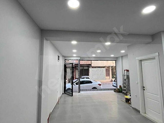 MRT GRUPTAN KİRALIK 300m2 DEPOLU DÜKKAN DÖRTYOLA YAKIN +KDV