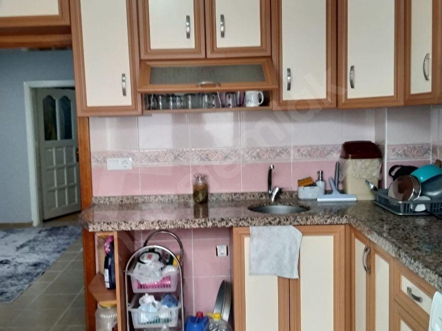 SAMANLIDA FIRSAT SATILIK 3 KATLI MÜSTAKİL BİNA - Görsel 6