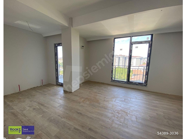 ÇEKMEKÖY TAŞDELENDE ÖNÜ KAPANMAZ CEPHE 2+1 SIFIR SATILIK DAİRE - Görsel 4