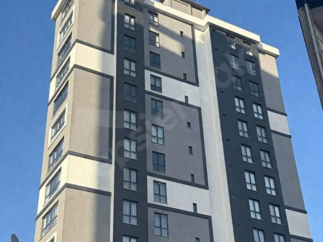 SAHİBİNDEN ATAŞEHİR İÇERENKÖYDE METROYA YAKIN 3+1 SATILIK DAİRE