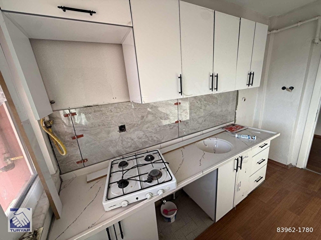 TURYAP ERENDEN SATILIK FATİH CADDESİNDE 3+1 TADİLATLI DAİRE - Görsel 9