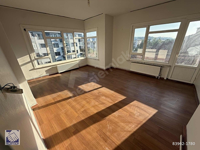 TURYAP ERENDEN SATILIK FATİH CADDESİNDE 3+1 TADİLATLI DAİRE - Görsel 2