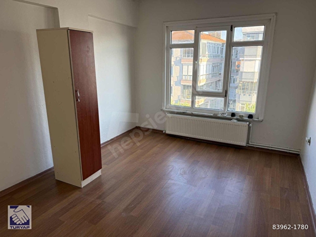TURYAP ERENDEN SATILIK FATİH CADDESİNDE 3+1 TADİLATLI DAİRE - Görsel 6