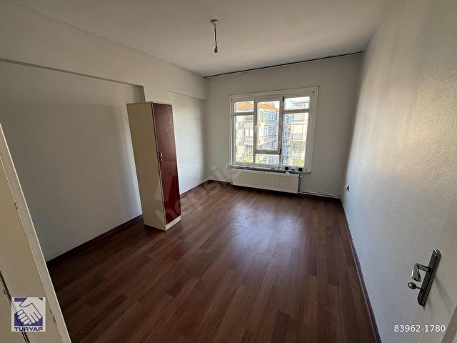 TURYAP ERENDEN SATILIK FATİH CADDESİNDE 3+1 TADİLATLI DAİRE - Görsel 5