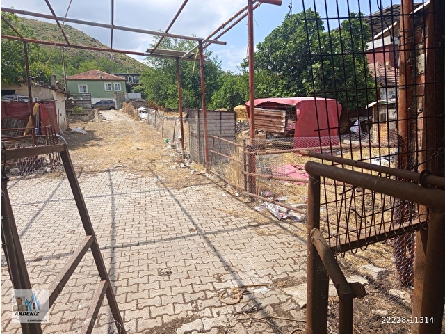 Akdeniz Emlaktan Satılık Şehzadeler İlç Örnek Köy Mah 580 m2 ve Besi Damı - Görsel 20